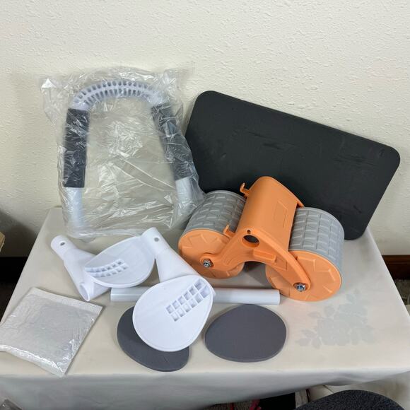 New In Box Automatic Rebound Abdominal Roller With Elbow Support - Picture 3 of 10